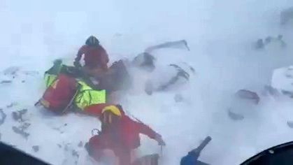 Horská služba ukázala video ze zásahu, žena zavalená lavinou zemřela